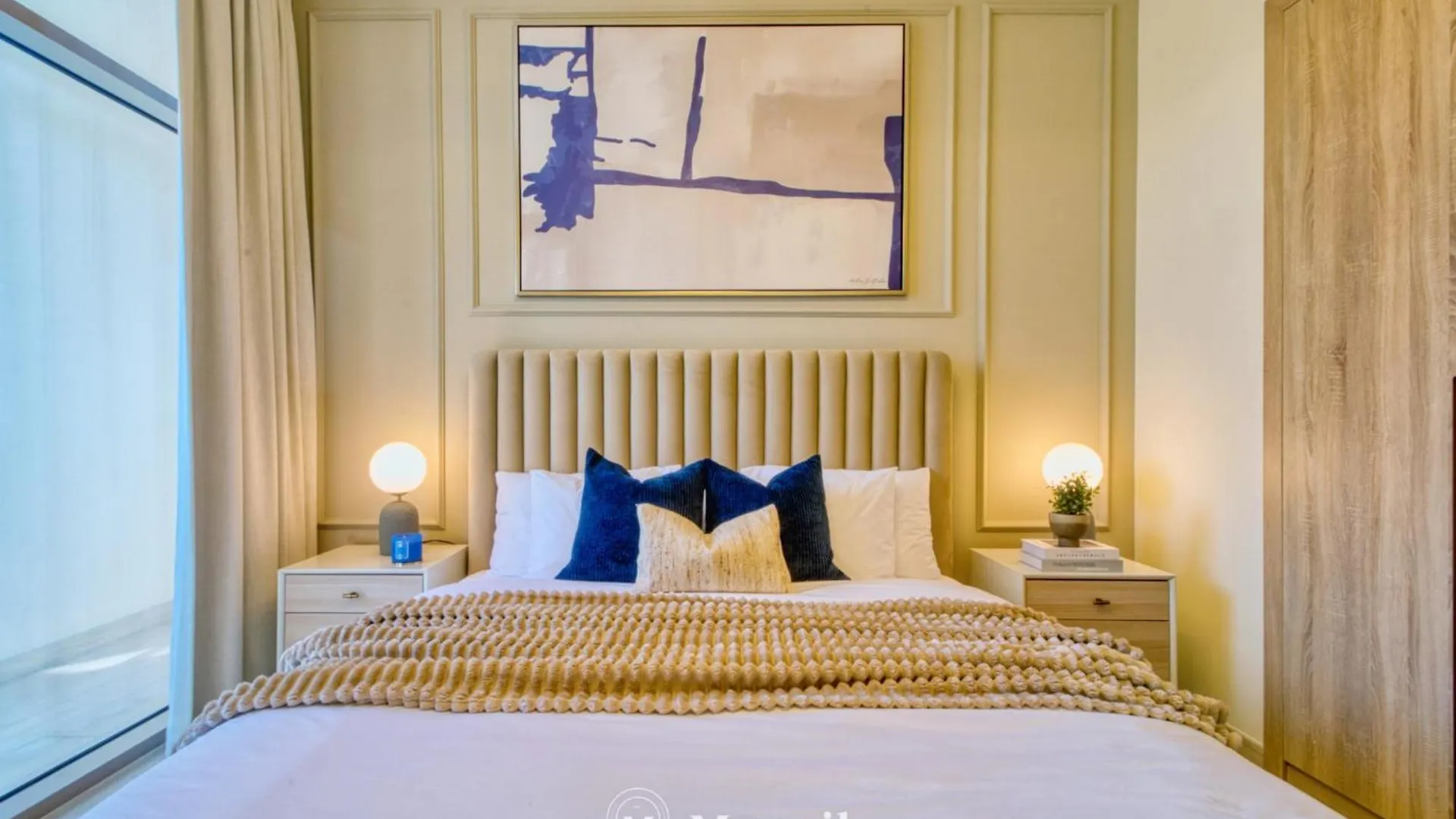 2Br Apt In Business Bay With Iconic Burj Khalifa And Dubai Canal Views Appartement